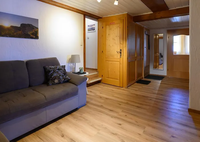 Werner Pucher Og 公寓